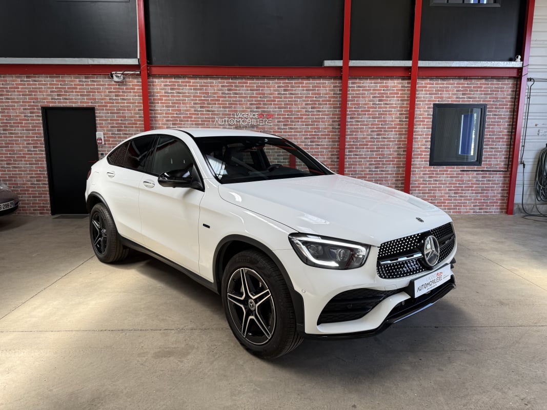 Mercedes-Benz Classe GLC GLC Coupé 300 E - 4Matic 9-G Tronic - AMG Line