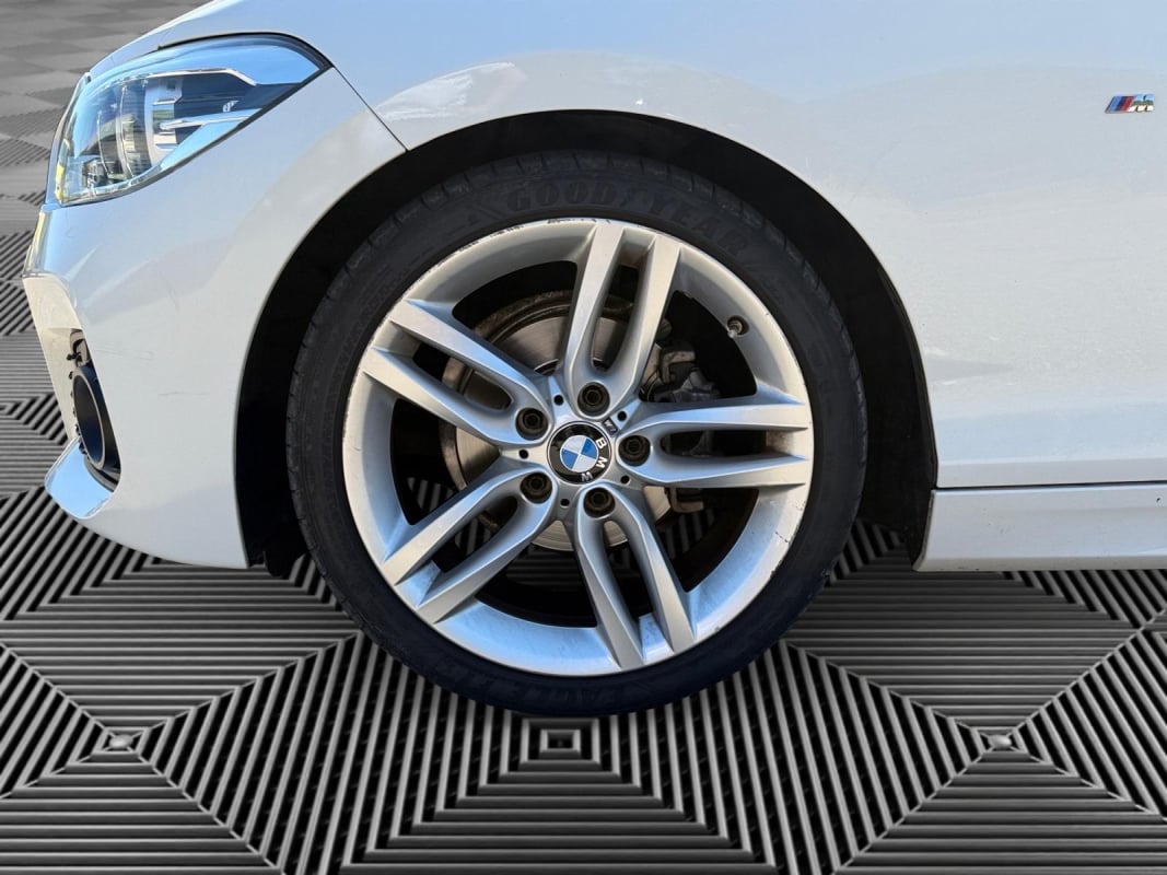 BMW Série 1 1.5 118 I 135 M-SPORT BVA — 18