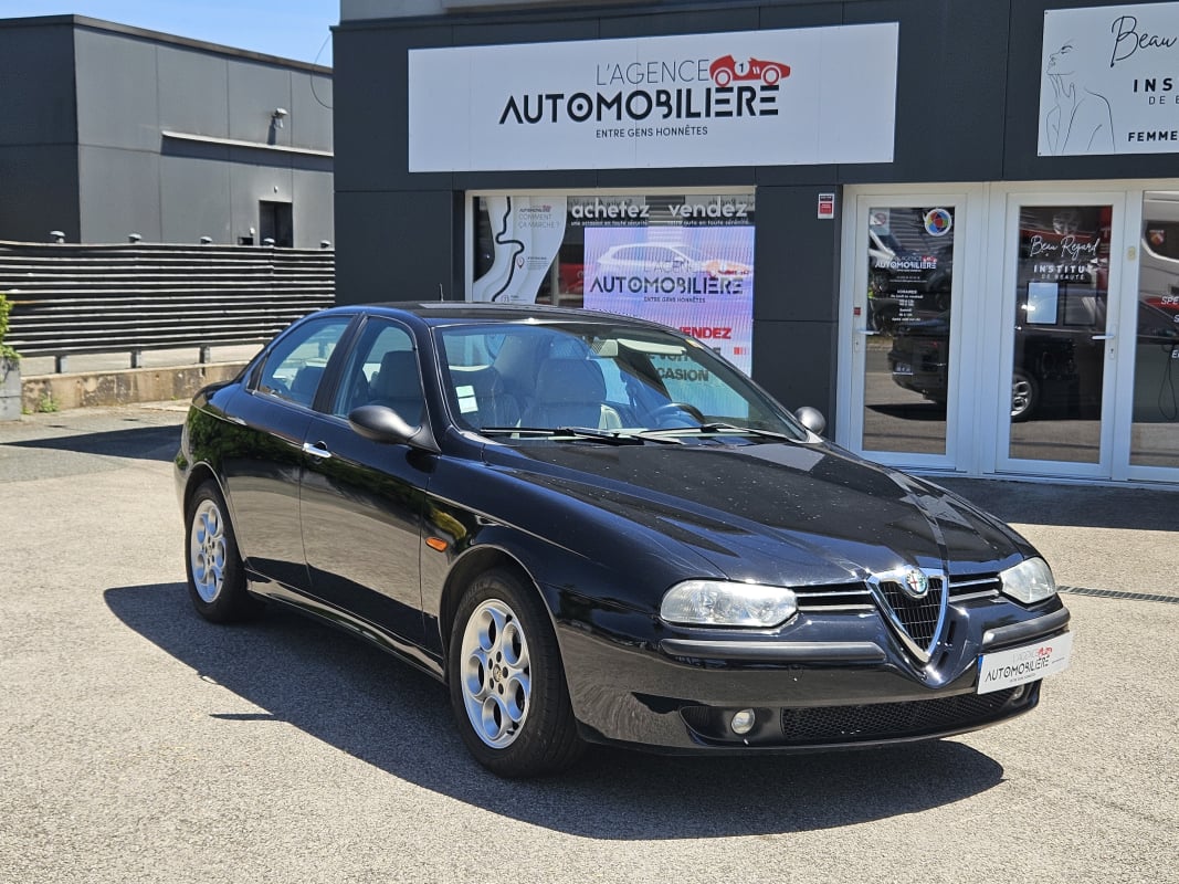 Alfa Romeo 156 2.0 Twinspark 150 cv ( Intérieur Cuir gris "Momo Grigio") — 1