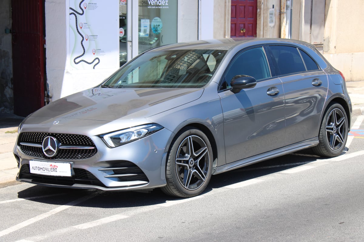 Mercedes-Benz Classe A 1.3 180 135 AMG LINE 7G-DCT BVA ( Entretien Mercedes, Caméra de recul, Sièges chauffants ... )