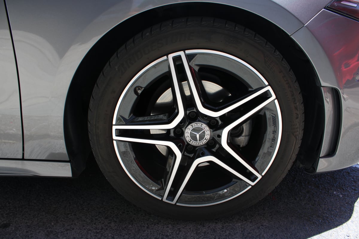 Mercedes-Benz Classe A 1.3 180 135 AMG LINE 7G-DCT BVA ( Entretien Mercedes, Caméra de recul, Sièges chauffants ... ) — 29