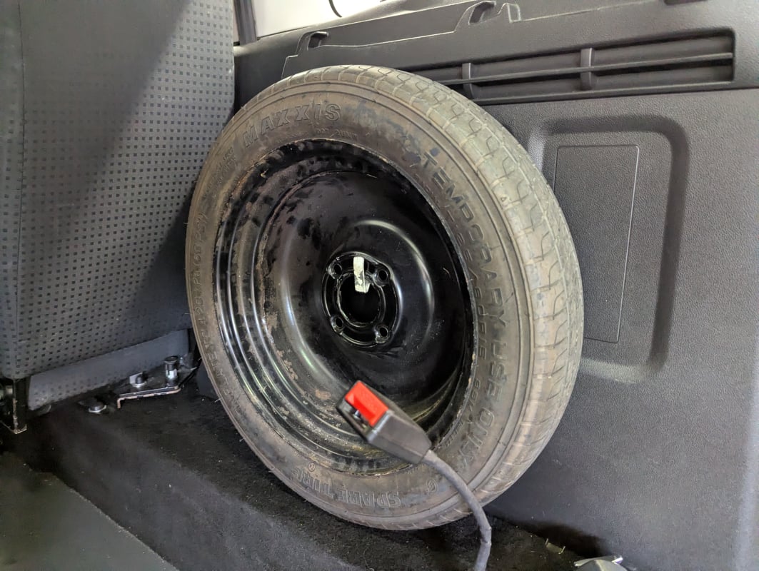Peugeot Partner II 1.6 HDI 90 FAP STYLE TPMR — 24