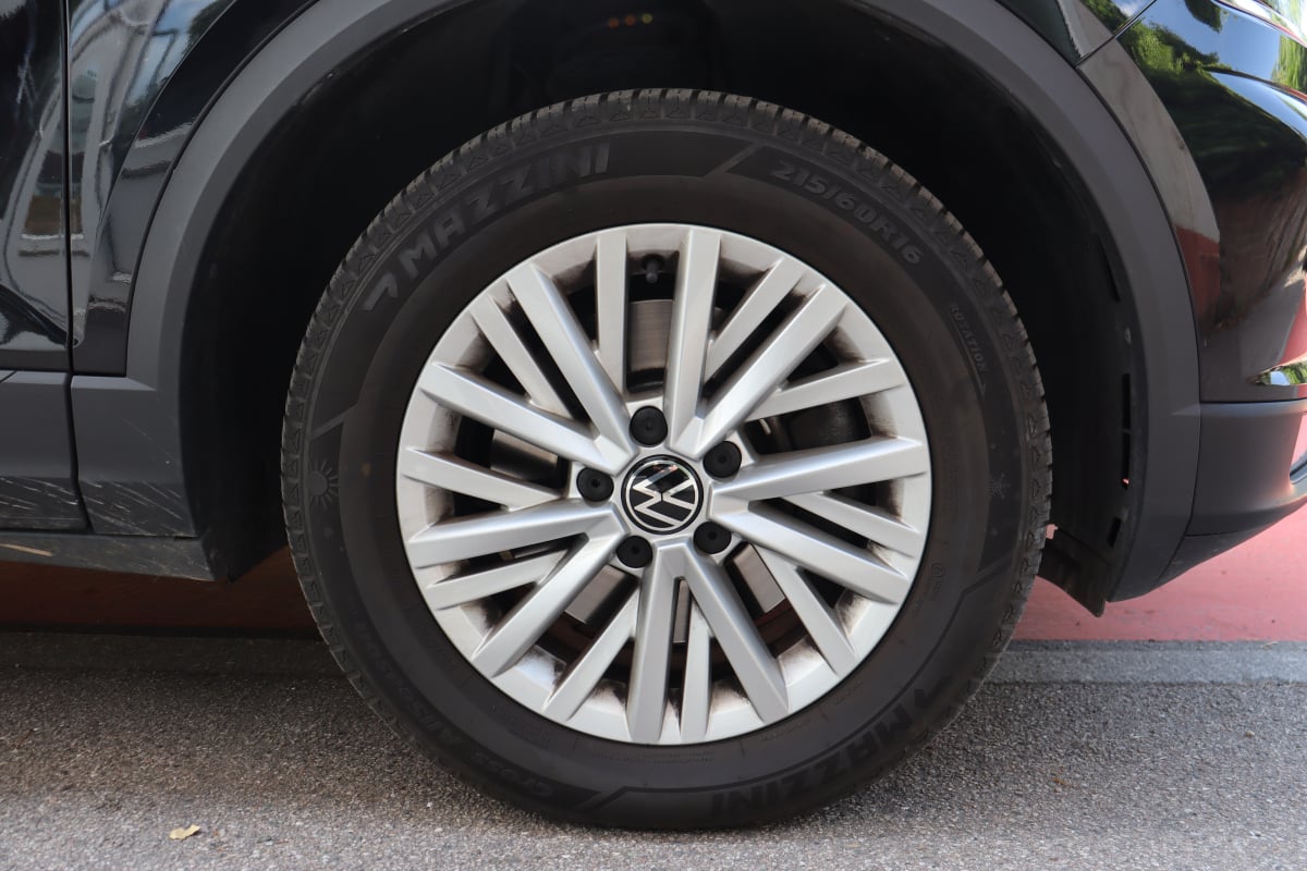Volkswagen T-roc 2.0 TDI 150 Active DSG7 (ACC, Caméra, Attelage) — 39