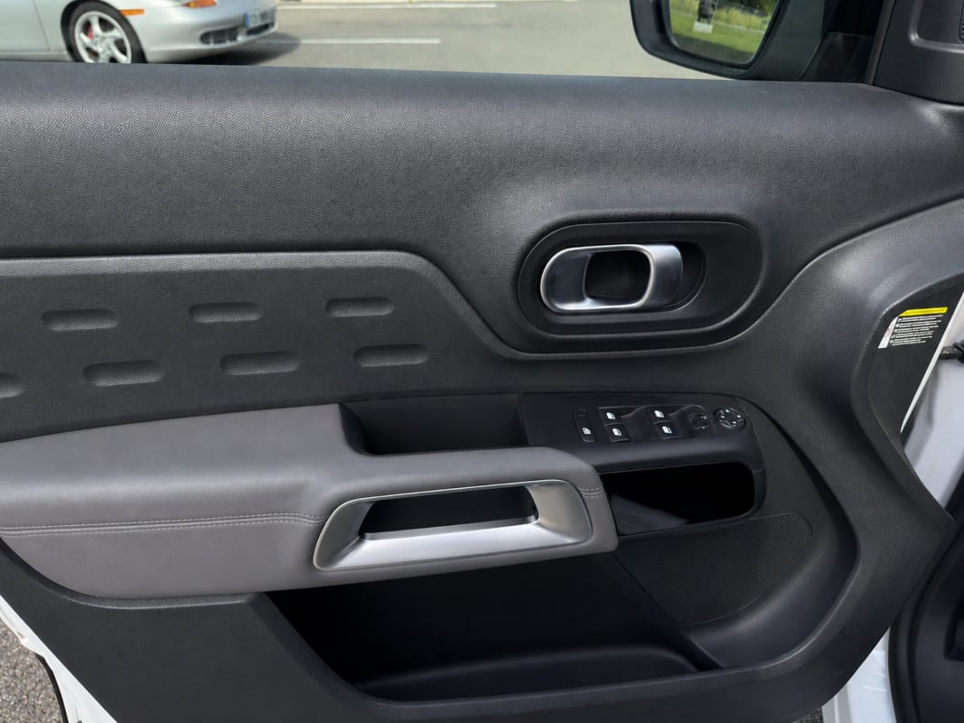 Citroen C5 Aircross 1.5L BLUEHDI 130CH FEEL EAT BVA START-STOP - ATTELAGE AMOVIBLE — 21