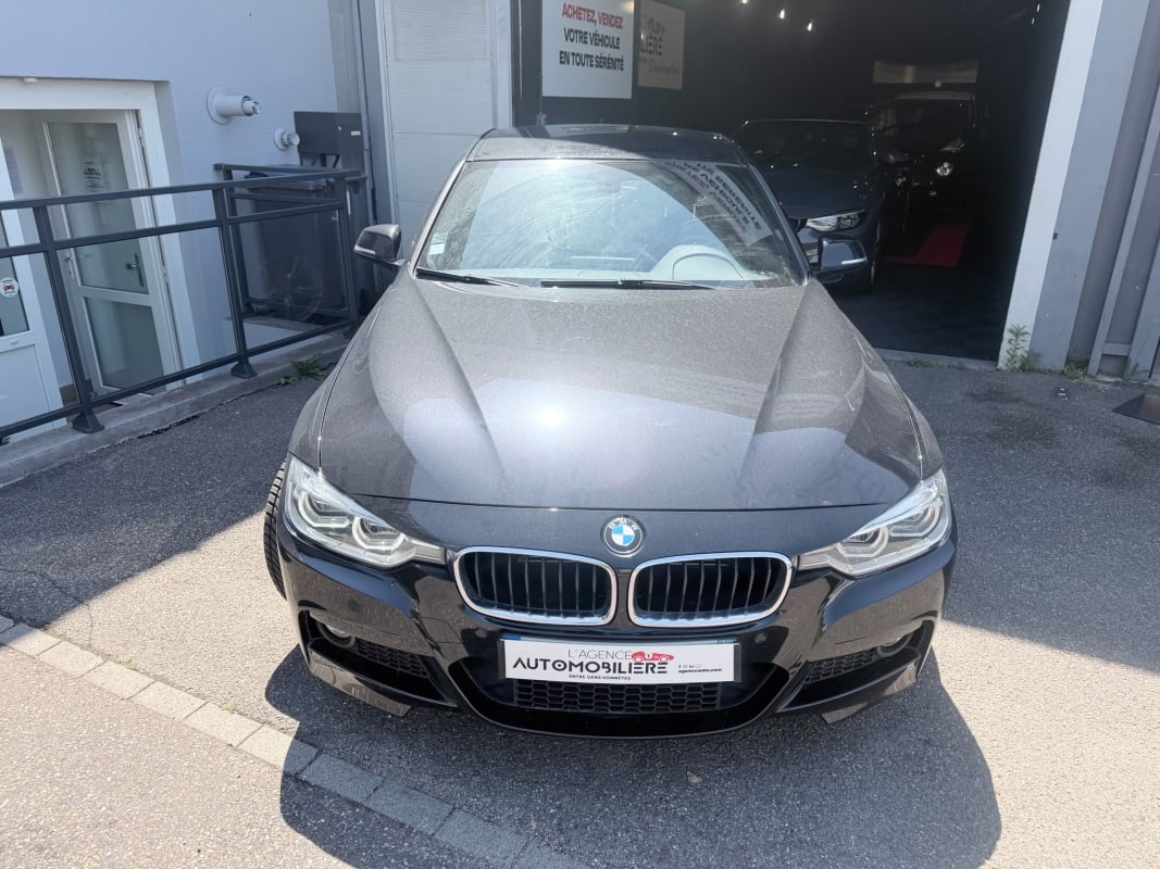 BMW Série 3 330e 252 ch M Sport GPS - Bluethooth - Sièges chauffants — 35