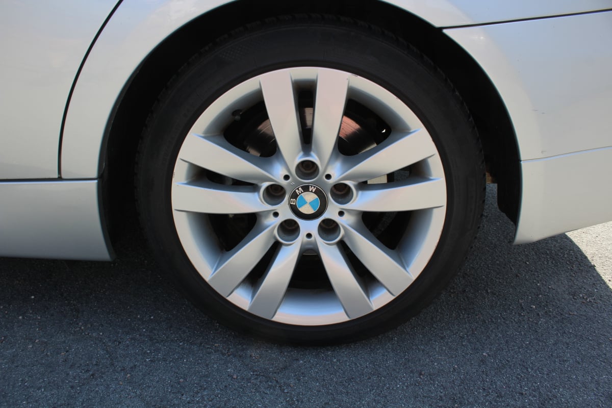 BMW Série 3 325i 218 CH Premiere SIEGES CHAUFFANTS — 26