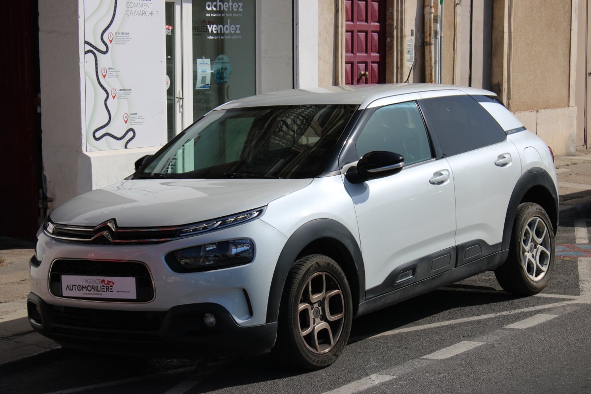 Citroen C4 Cactus 1.2 -110 FEEL BUSINESS START-STOP ( Distribution changée, Carplay, Caméra de recul ... ) — 1