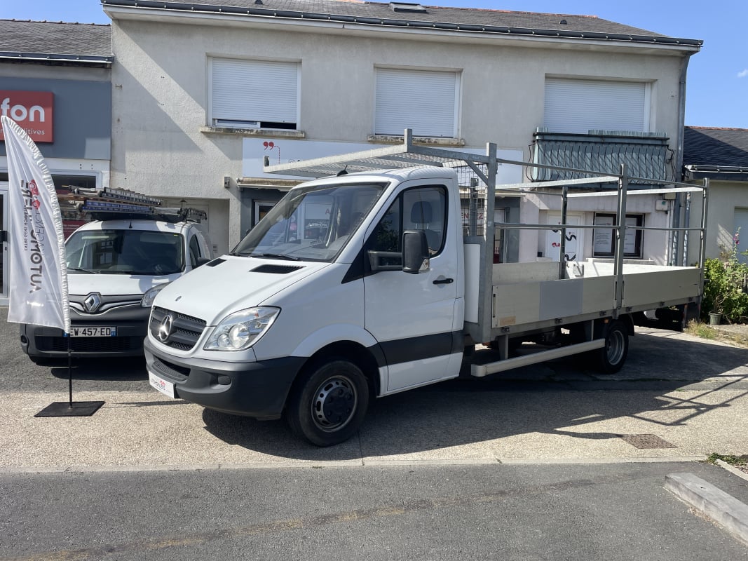 Mercedes-Benz Sprinter Plateau 43 515 CDI 2.2 D 150cv - Attelage Suivi Mercedes 1ère main 18 490 € HT — 1