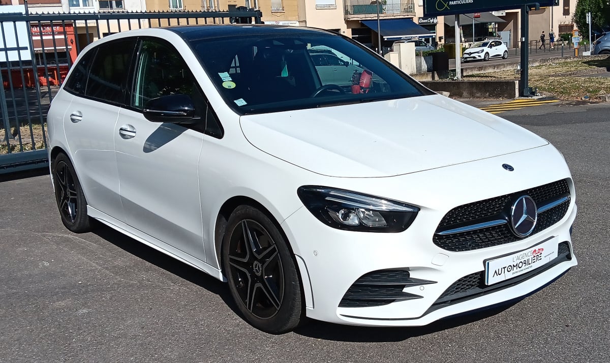 Mercedes-Benz Classe B 200 D 8G-DCT 150 cv Amg-Line
