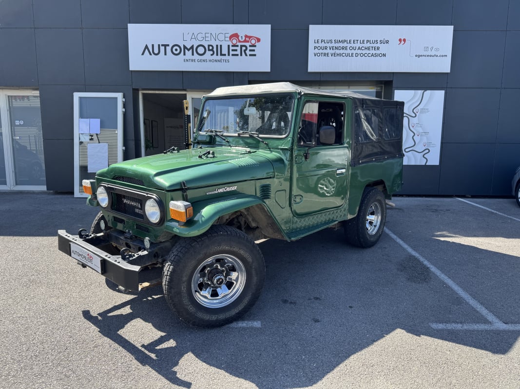 Toyota Land Cruiser BJ 43 équipé en 46