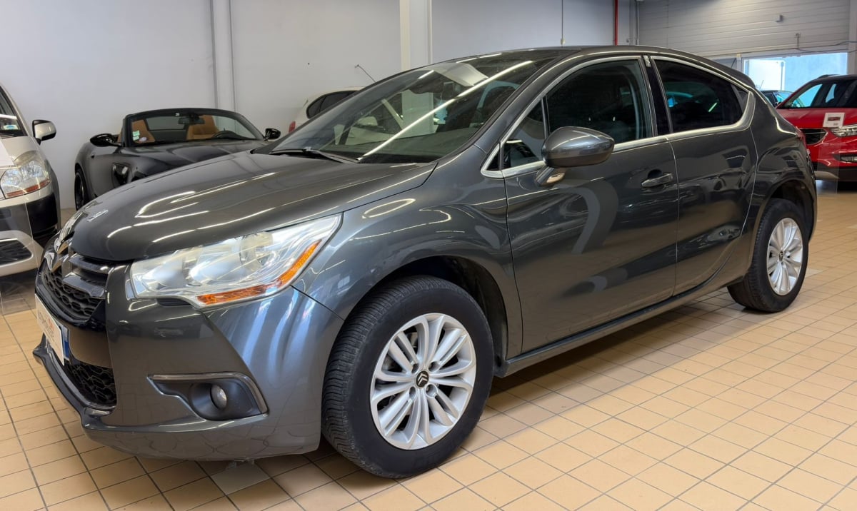 Citroen DS4 1.6 e-HDi115 Airdream Chic — 1