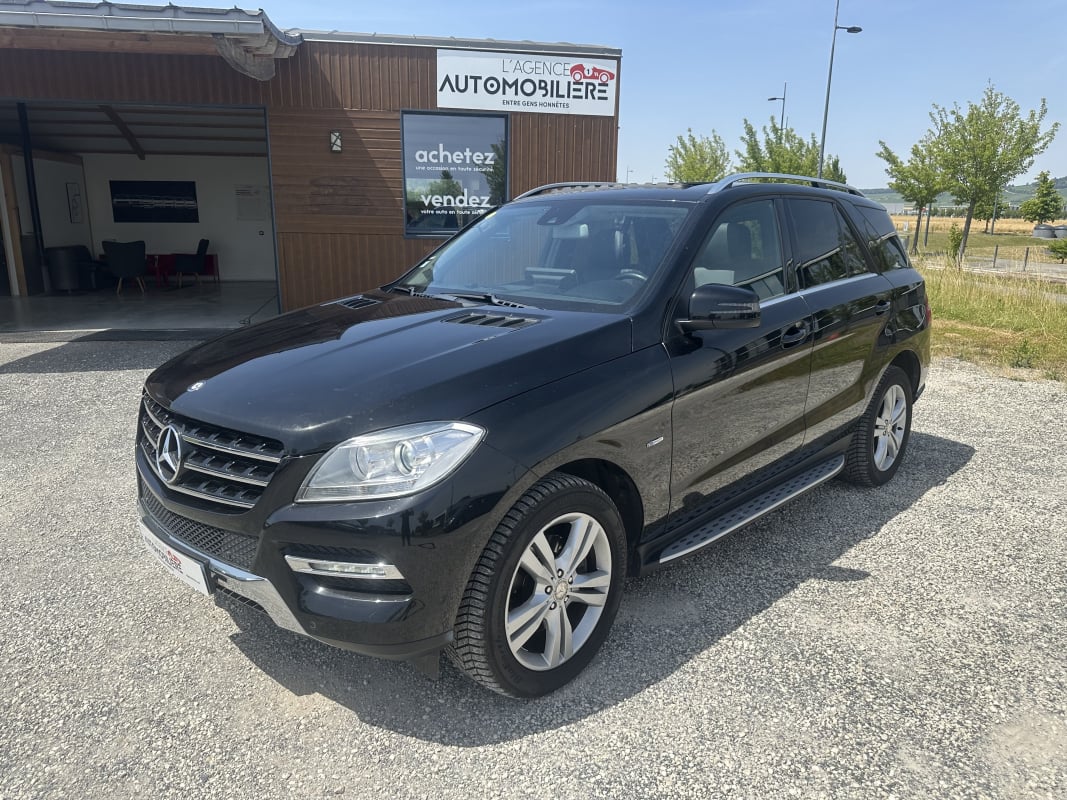 Mercedes-Benz ML 350 3.0 CDI V6 24V DPF 4MATIC 7G-TRONIC 258 CH BOITE AUTO - FINITION SPORT - 2EME MAIN - CARPLAY - ATTELAGE AMOVIBLE