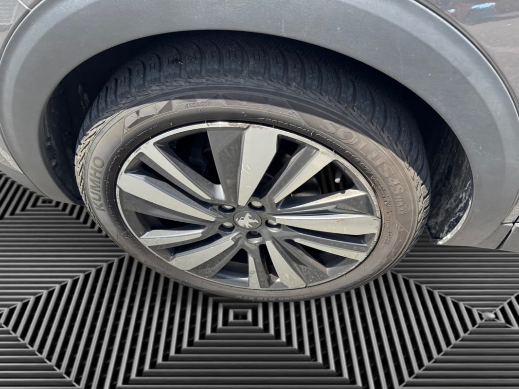 Peugeot 5008 1.5 BlueHDi 130ch Allure — 17