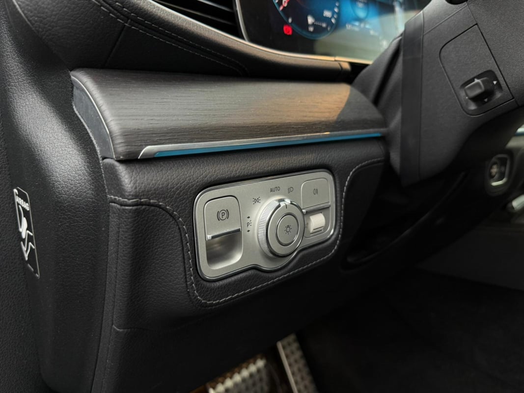 Mercedes-Benz Classe GLE 400D AMG LINE 330 Ch - 7 PLACES - 1ERE MAIN - SUIVI COMPLET MERCEDES — 35