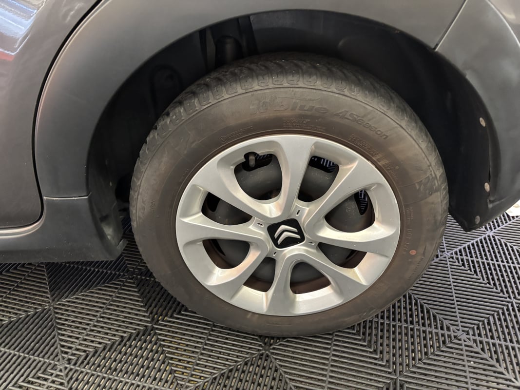 Citroen C3 1.5 BlueHDI 100ch FeelPack — 24