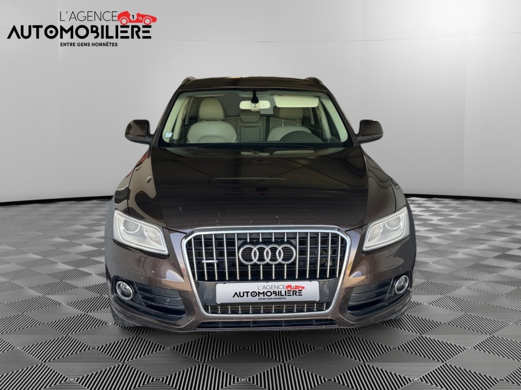 Audi Q5 2.0 TFSI 16V 245 hybrid Quattro Tiptronic8 211 cv finition avus — 2