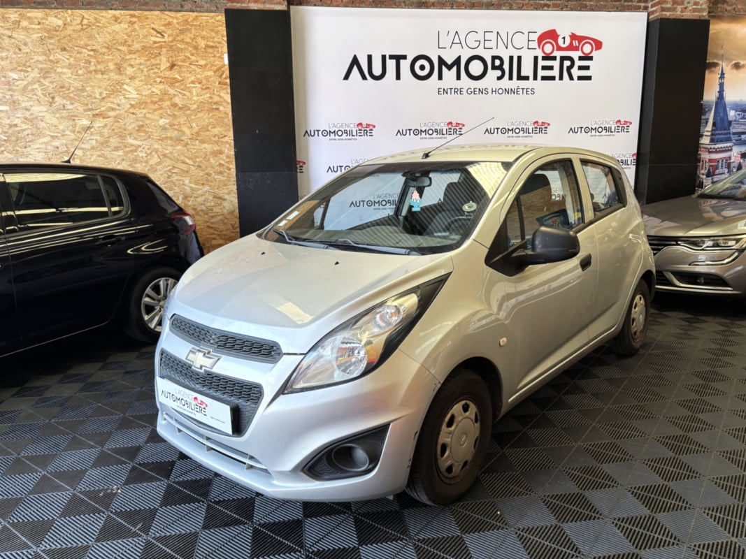 Chevrolet Spark 1 Litres 68 Ch finition LS