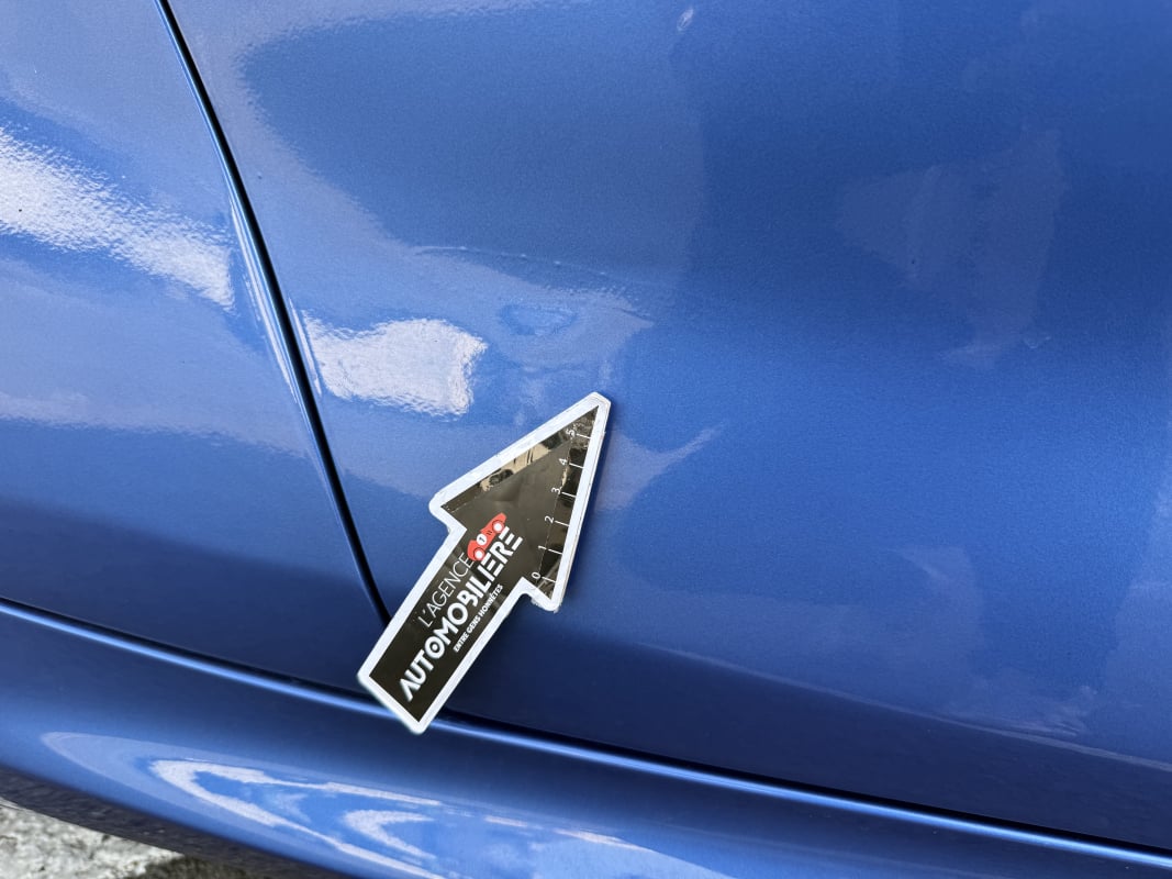 BMW Série 2 Coupé 220i 2.0 184ch M-SPORT BVA8 (Toit ouvrant) — 39