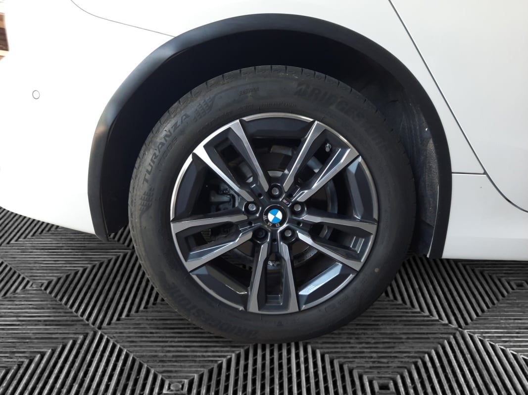 BMW Série 2 ActiveTourer 218i Active Tourer Pack M 1.5i 136Ch Boite Automatique/ Garantie 12 Mois — 39