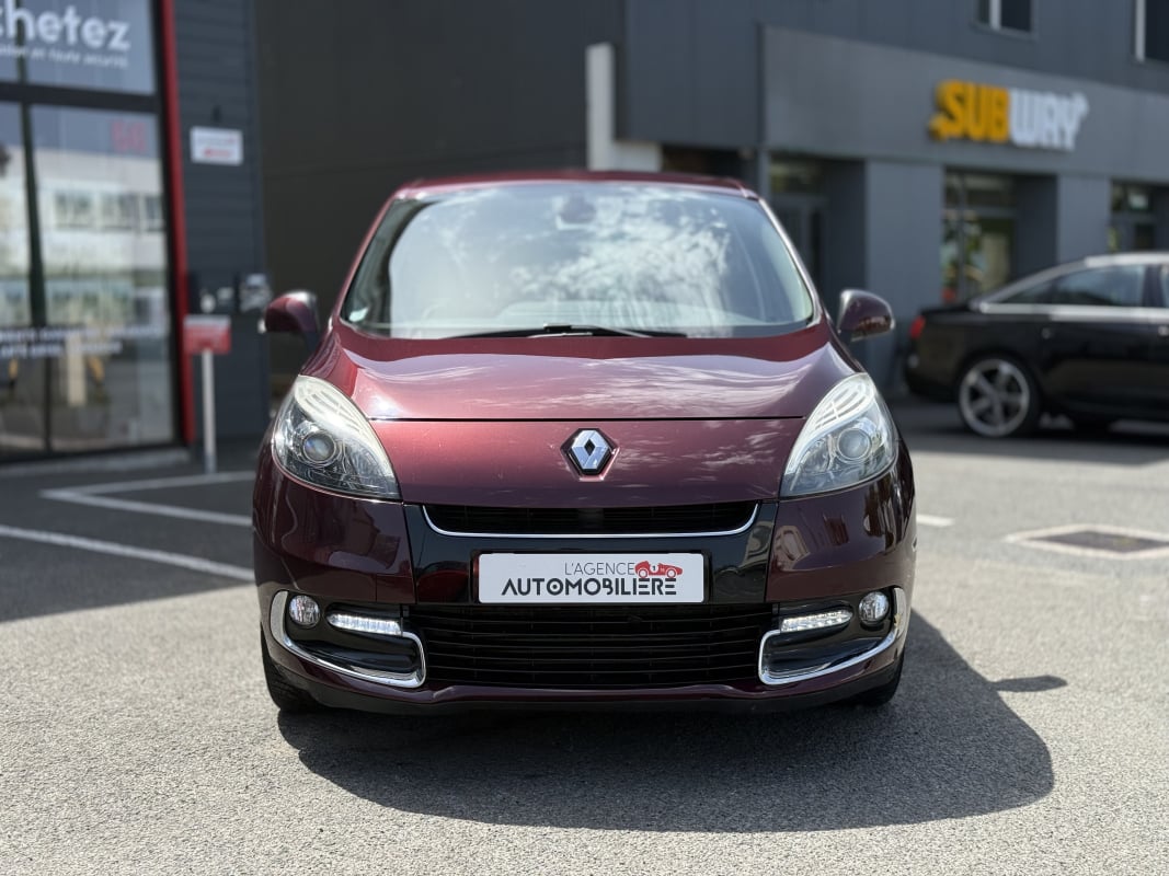 Renault Scenic 1.5 DCI 110ch DYNAMIQUE EDC BVA7 — 2
