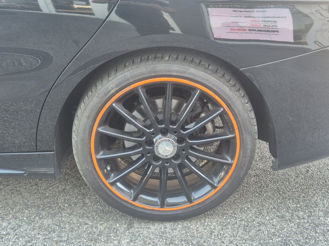 Mercedes-Benz Classe CLA Shooting Brake 220d 177cv Orange Art Edition Boite Auto — 20