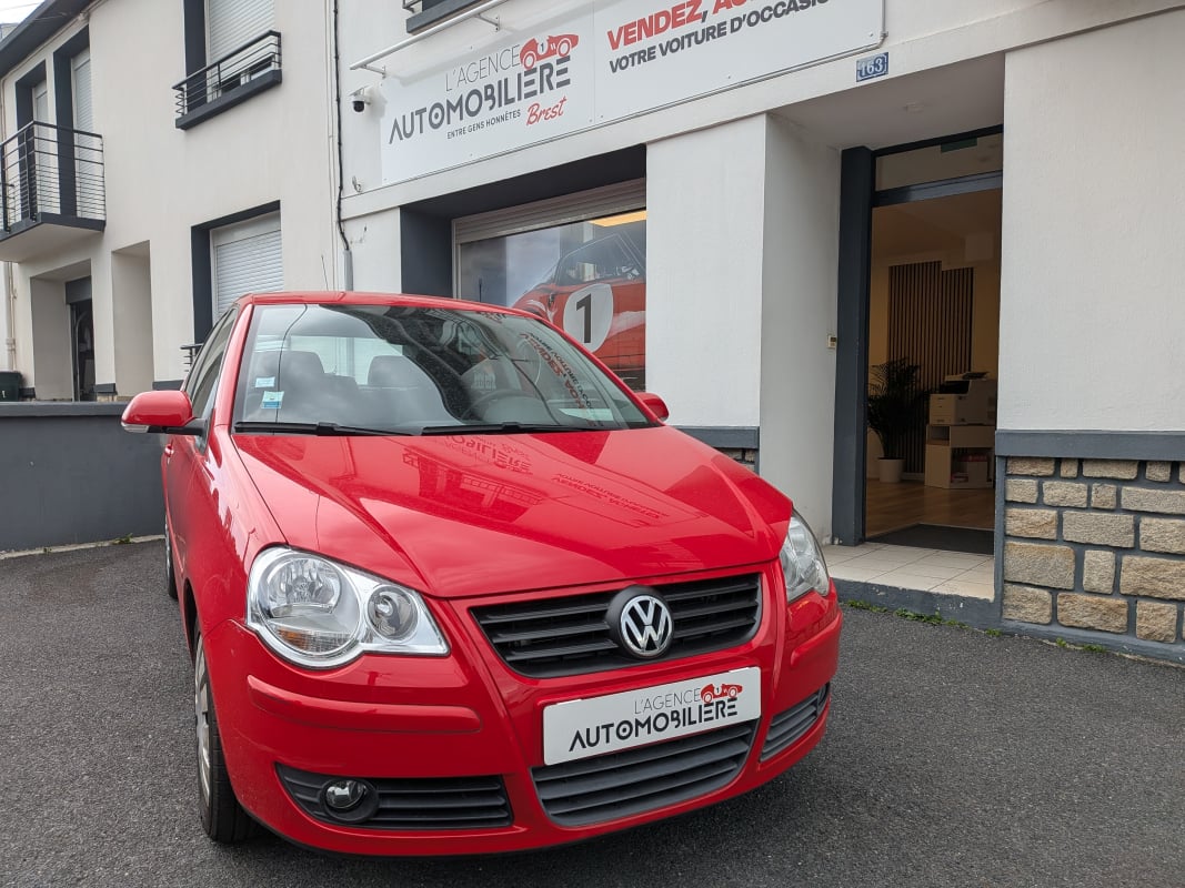 Volkswagen Polo 1.4 16V 75 PHASE 2 — 1