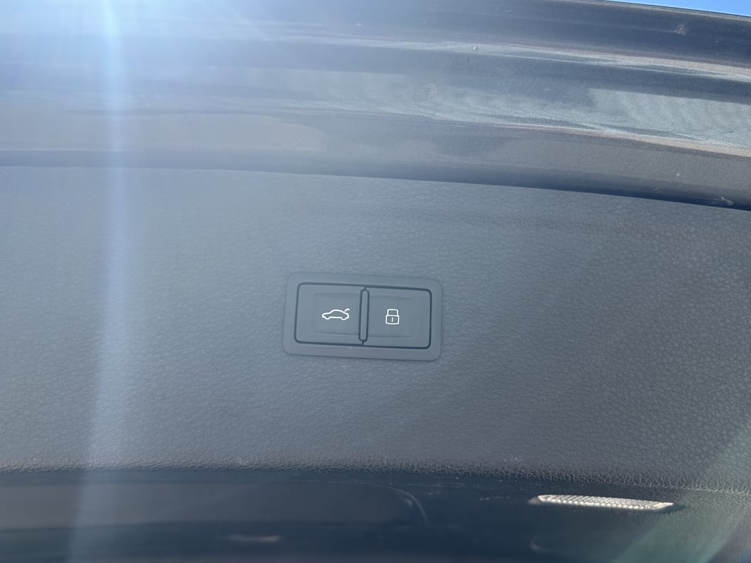 Audi Q5 50 TFSI e 299 S-tronic 7 Quattro Avus — 40