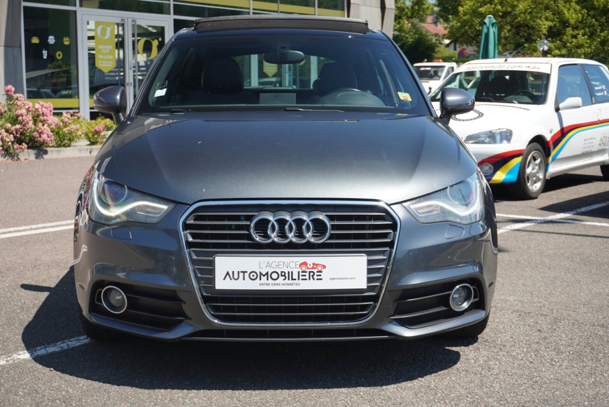 Audi A1 1.4 TFSI 122 ch S Line Toit Ouvrant — 2