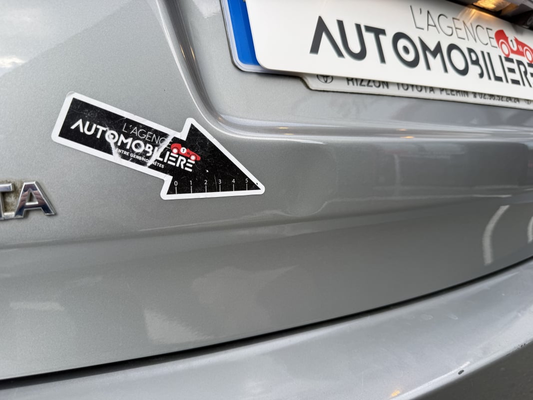 Toyota Auris Touring Sport 1.8 HSD 136H 100 FULL-HYBRID DYNAMIC BVA (Toit pano) — 38