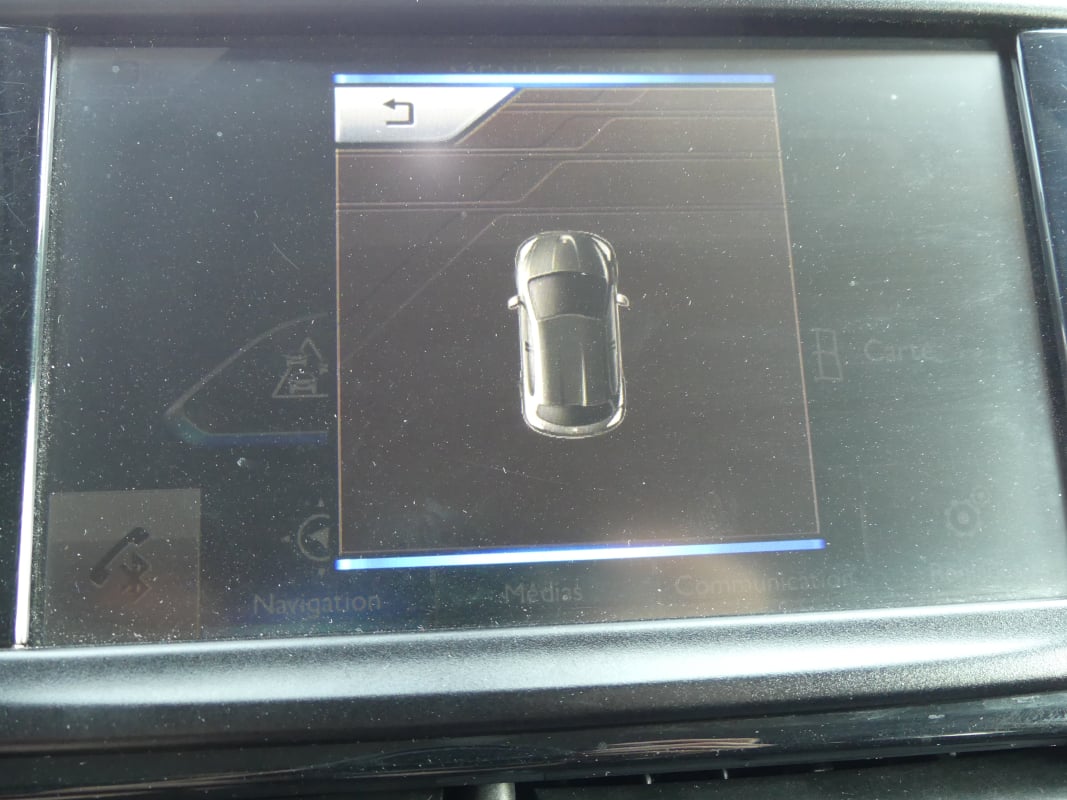 Peugeot 2008 1.6 e-HDi S&S 92 cv URBAN — 35