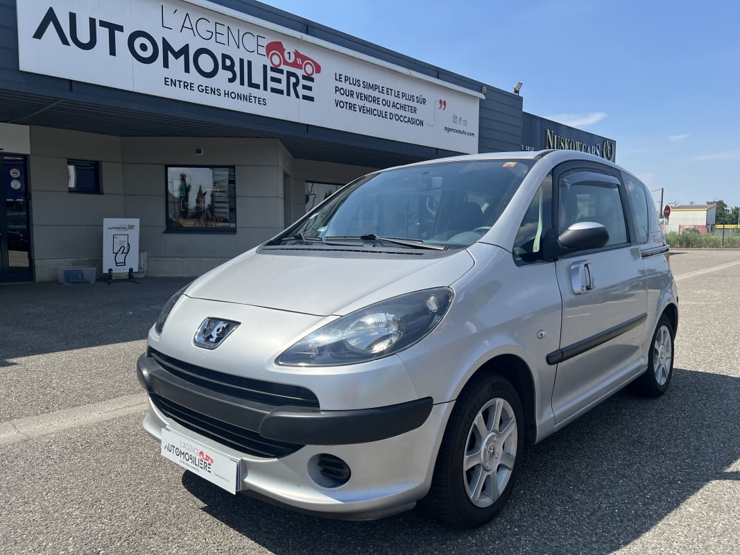 Peugeot 1007 1.4e 75ch Trendy — 1