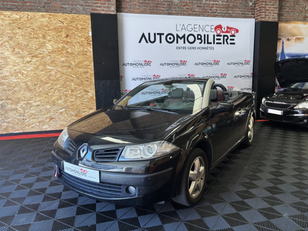 Renault Megane CC 1.5 DCI 105 CH EDITION KARMAN — 1