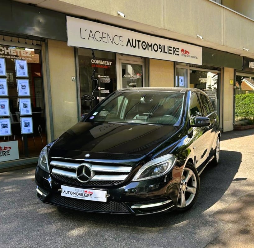 Mercedes-Benz Classe B II 180 SPORT *2EME MAIN, SUIVI EXCLUSIF MERCEDES*