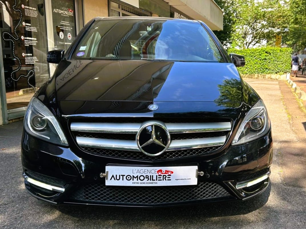 Mercedes-Benz Classe B II 180 SPORT 2EME MAIN, SUIVI EXCLUSIF MERCEDES — 2