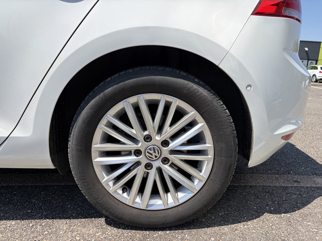 Volkswagen Golf VII 1.6 TDI 110 CUP BM - GARANTIE 12 MOIS — 32