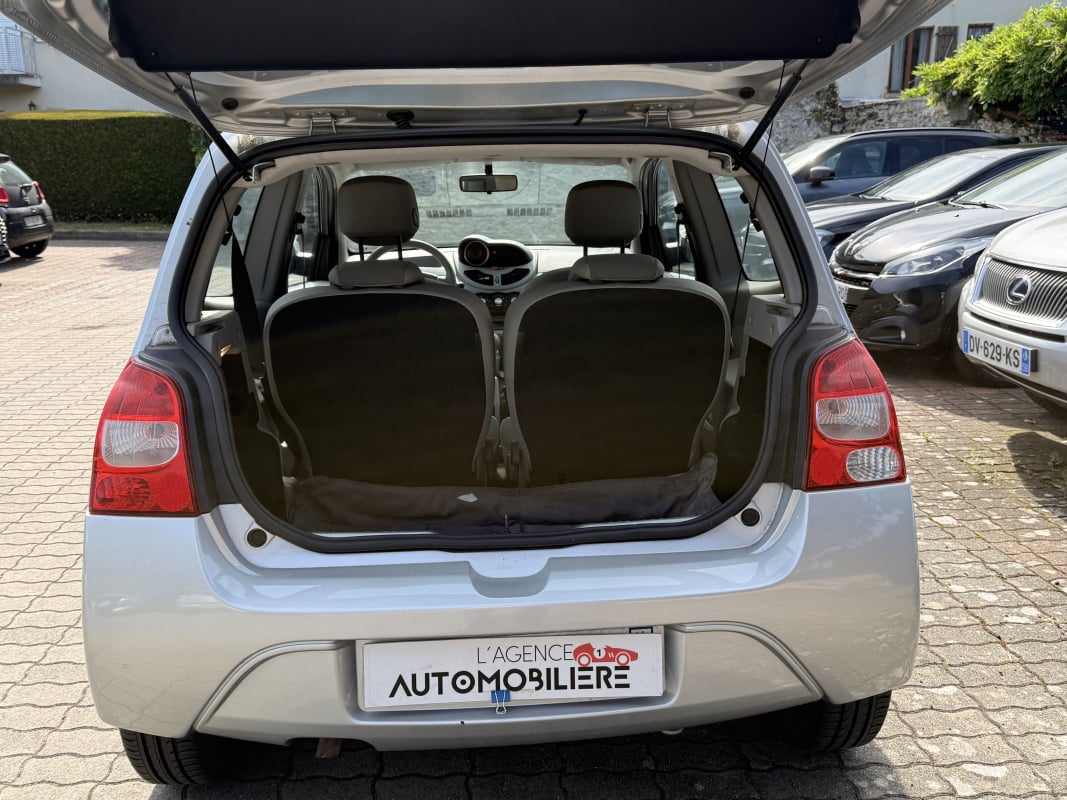 Renault Twingo II (2) 1.2 LEV 16V 75 EXPRESSION ECO2 — 17