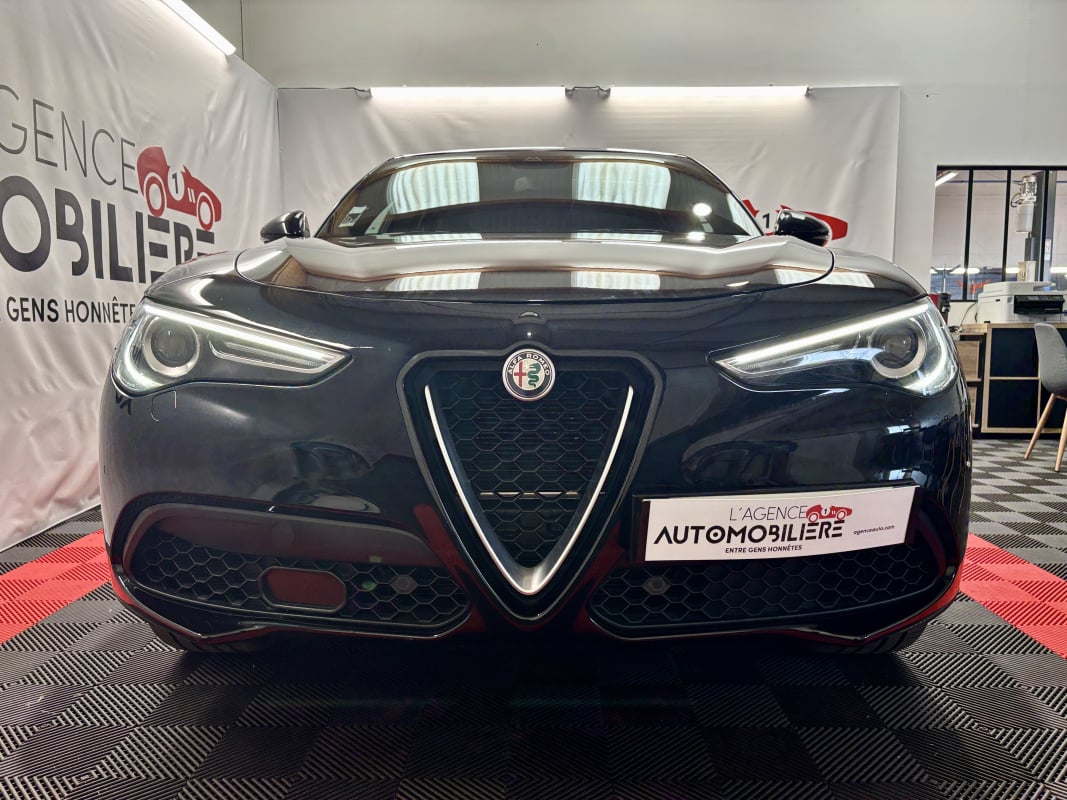 Alfa Romeo STELVIO 2.0T 280 FIRST EDITION Q4 AT8 — 2