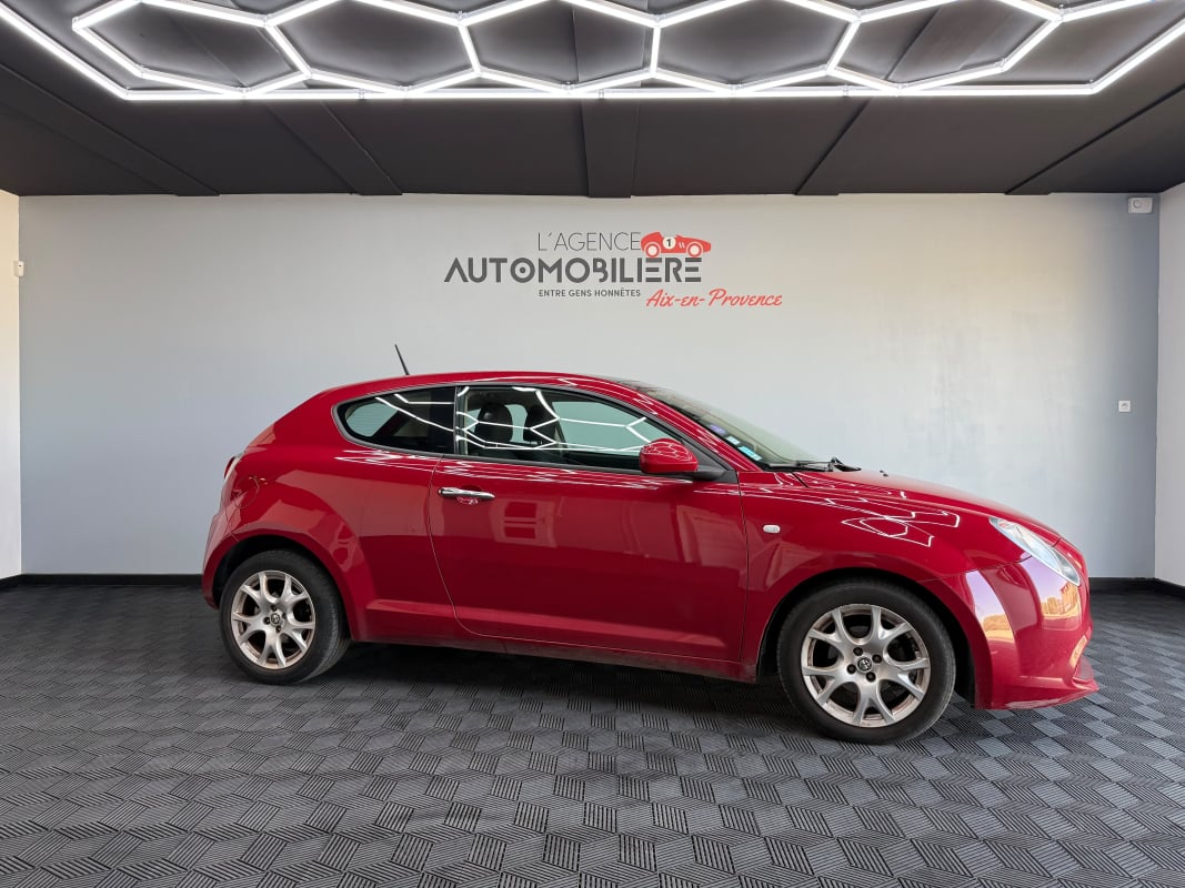 Alfa Romeo Mito 1.4 MULTIAIR DISTINCTIVE 105 Ch- 1ère MAIN FAMILLIALE - DISTRIBUTION + EMBRAYAGE - SUIVI COMPLET — 2