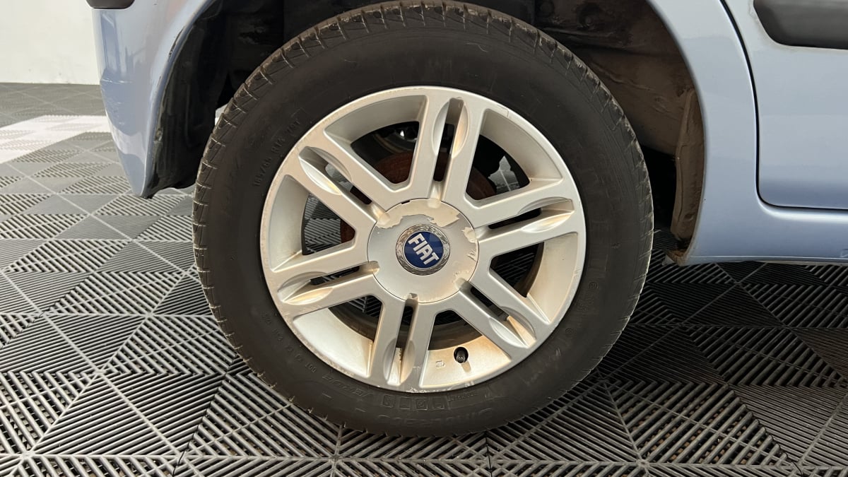 Fiat Panda 1.2 8v 60ch Emotion — 28