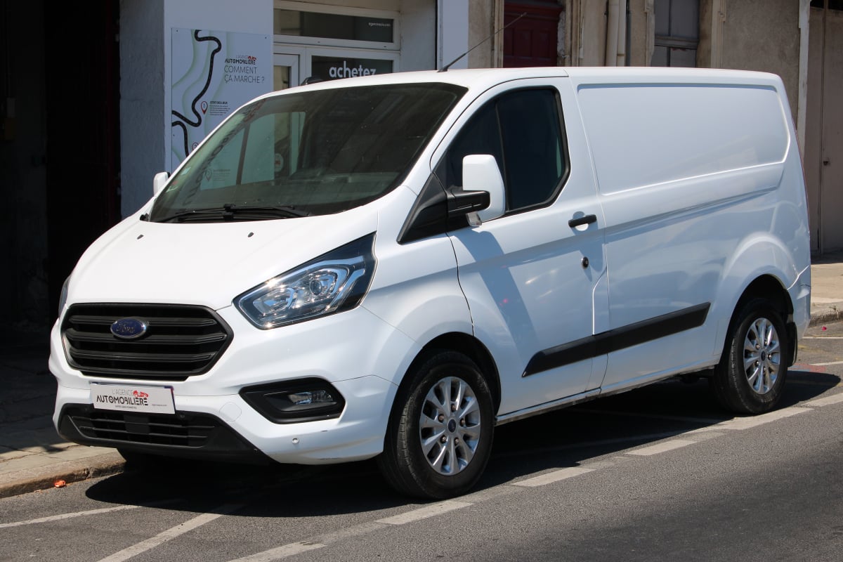 Ford Custom Transit Custom Fg 320 L1H1 2.0 EcoBlue 130 S&S ( TVA RECUPERABLE, Radar Arr, Clim ... )