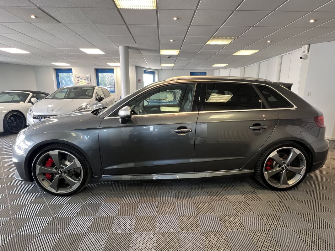 Audi RS3 Sportback 2.5 TFSi Quattro S-Tronic 367 — 24
