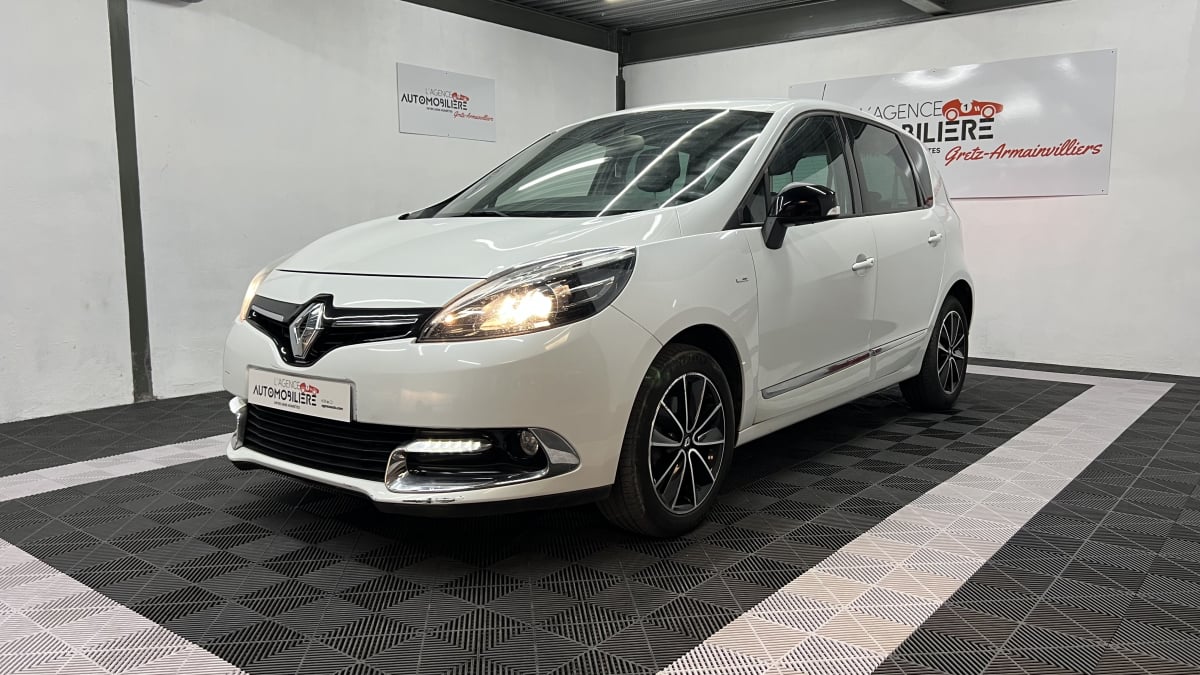 Renault Scenic III 1.2 TCe 130ch energy Bose
