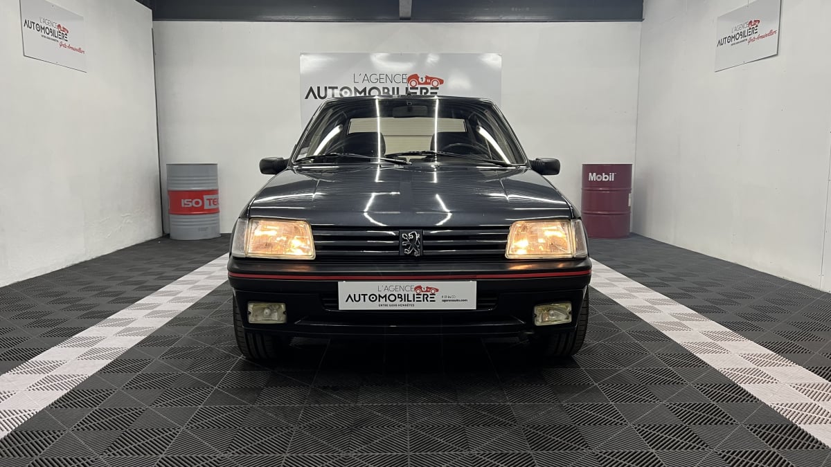 Peugeot 205 GTI 1.9 130 ch bel état — 2