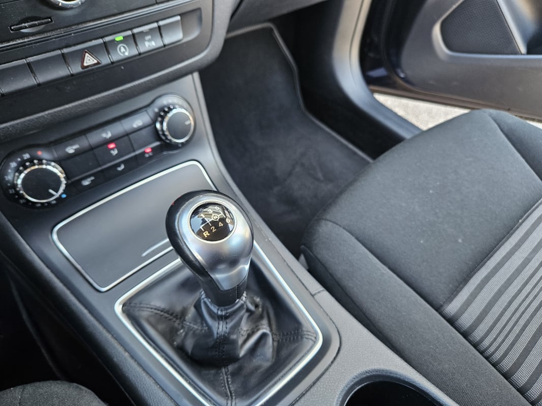 Mercedes-Benz Classe B SPORTS TOURER 180 CDI 109 CV EDITION (GPS - Radar Av / AR - Démarrage sans clefs..) — 25