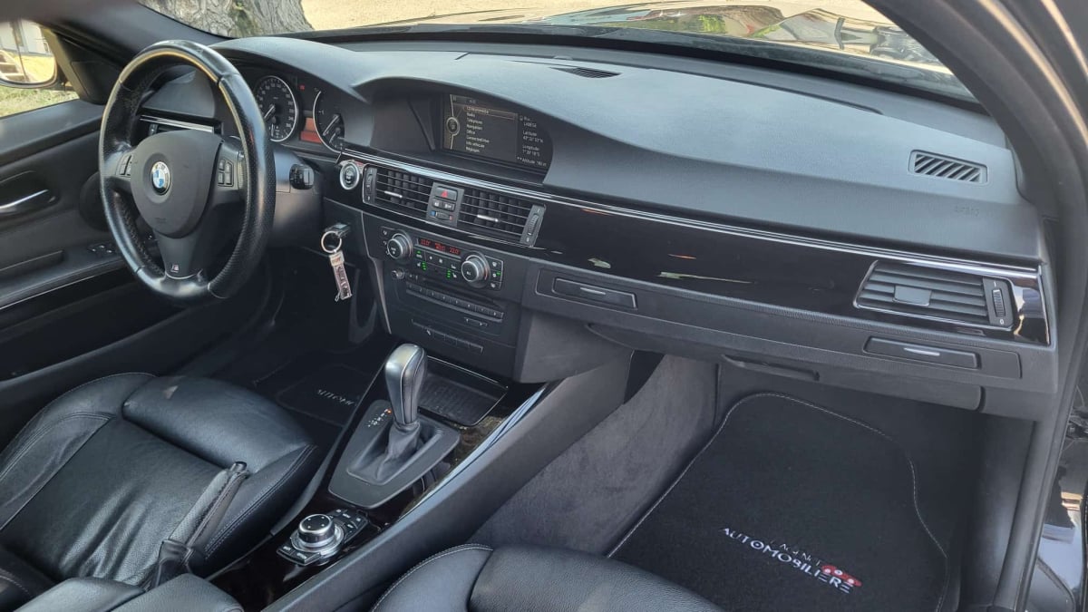 BMW Série 3 Touring 2.0 318D 143CH M-SPORT BVA — 18