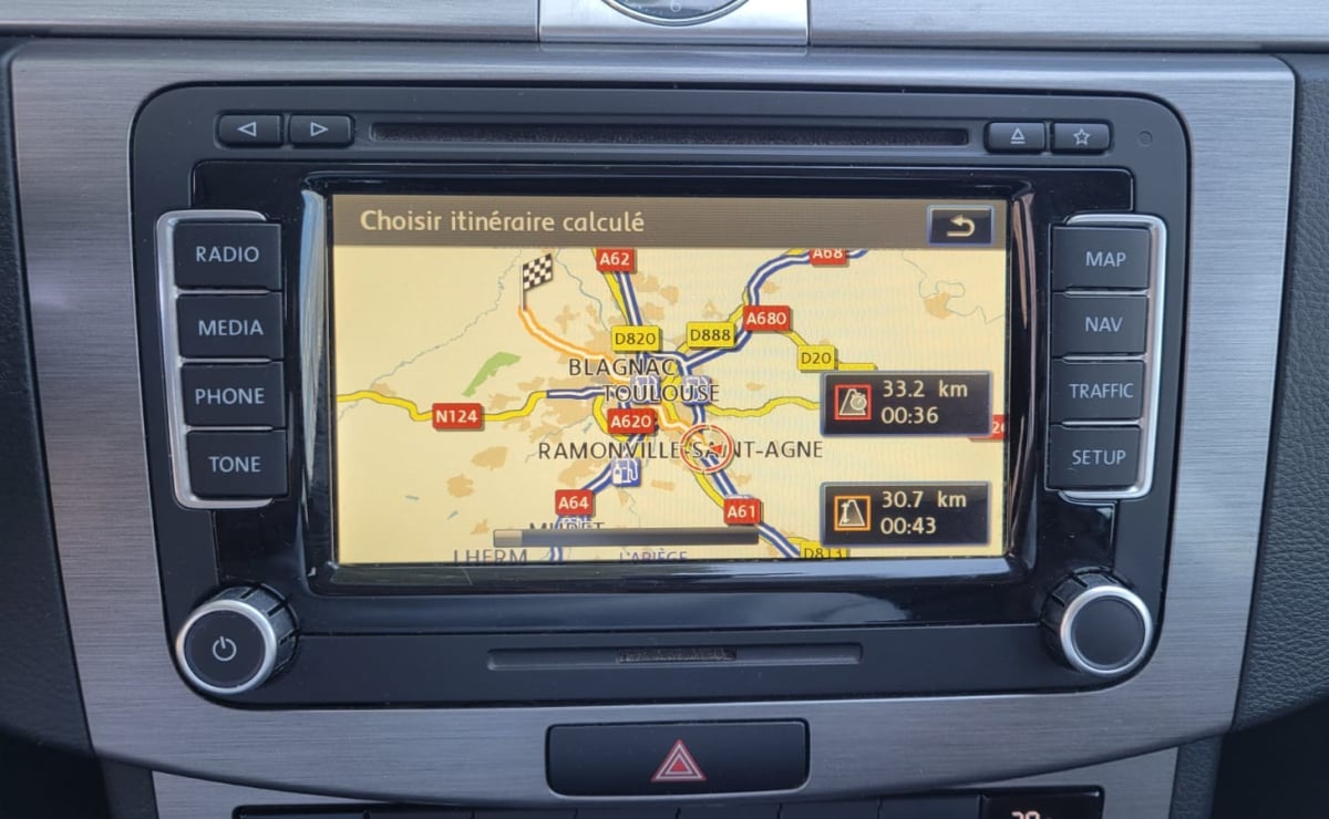 Volkswagen Passat SW 1.6 TDI 105 BLUEMOTION CONFORT LINE — 20