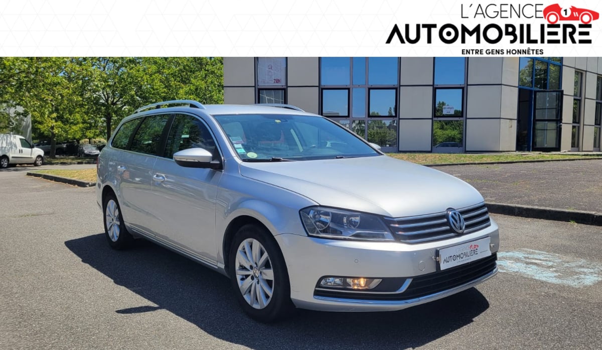 Volkswagen Passat SW 1.6 TDI 105 BLUEMOTION CONFORT LINE — 1