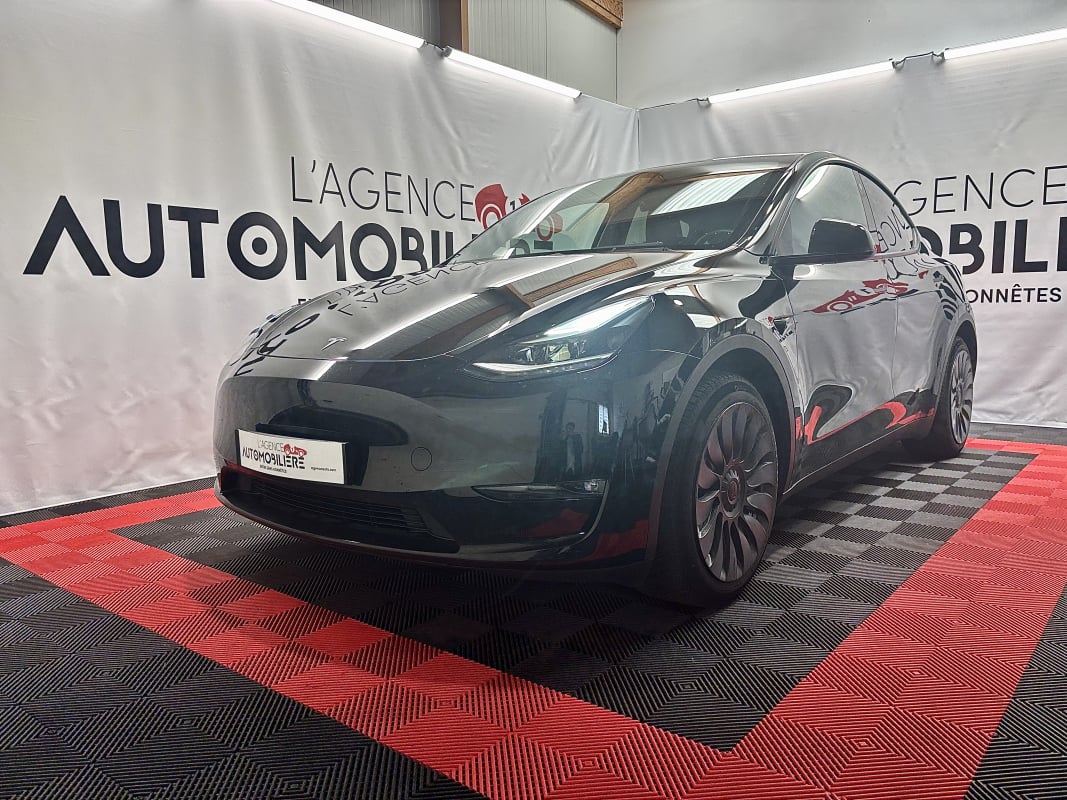 Tesla Model Y 325 GRANDE AUTONOMIE DUAL MOTOR AWD 75KWH — 1