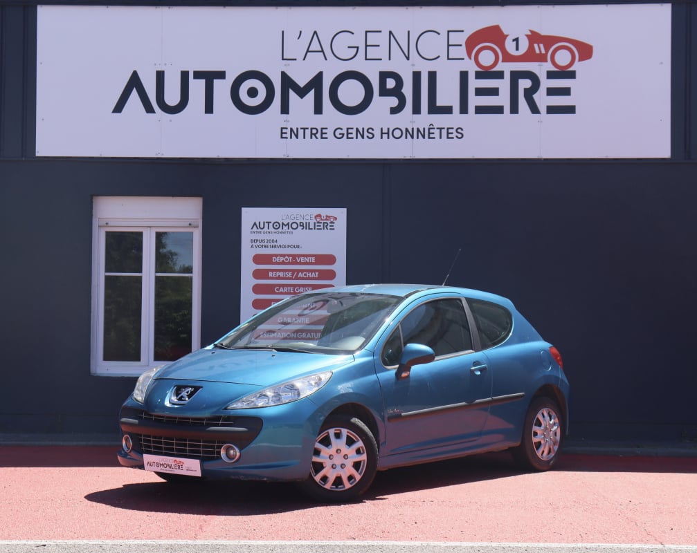 Peugeot 207 1.4 e 75 cv Urban Move (CT OK, Révision Faite, Clim) — 1