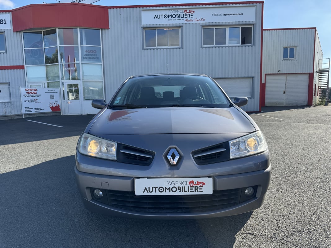 Renault Megane II (PH2) 1.5 DCI 85 EXTREME | CLIM/REGULATEUR | GARANTIE 6 MOIS — 2
